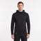 Model trägt den schwarzen Merino Hoodie Herren 230 g/m² von Alpin Loacker