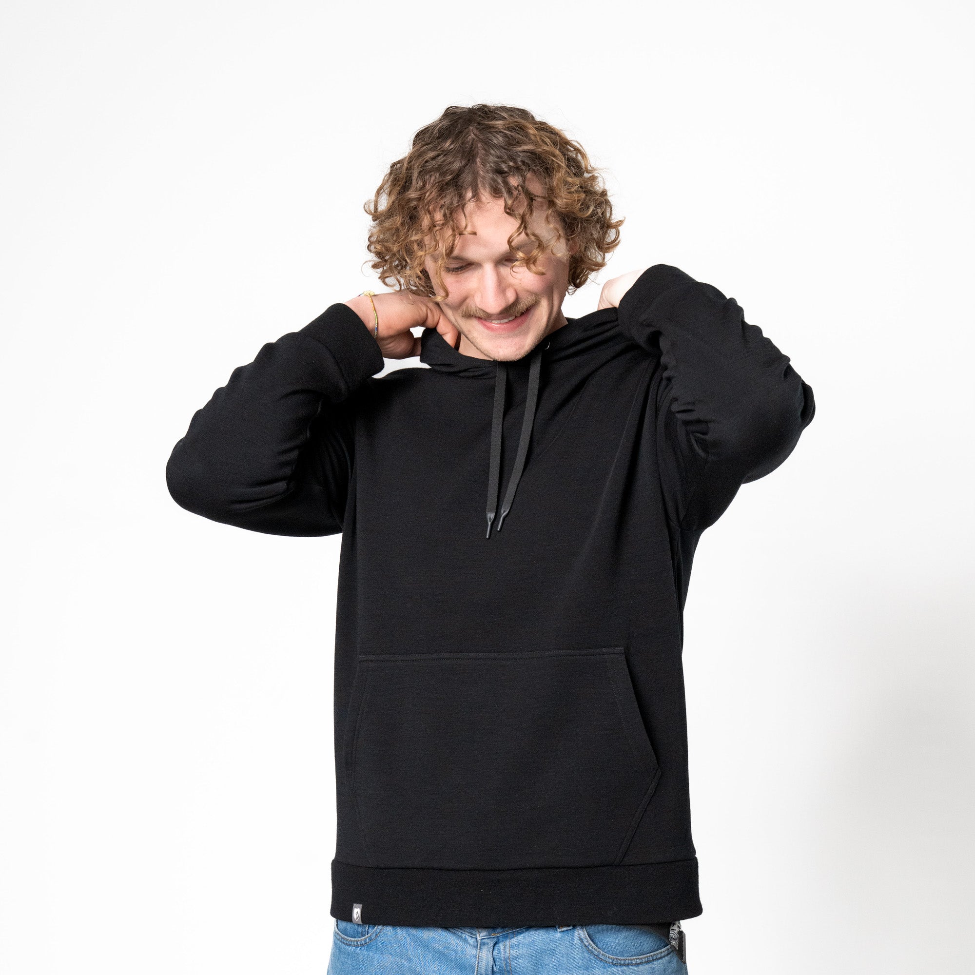 AlpinLoacker_Hoodie_Herren_3.jpg