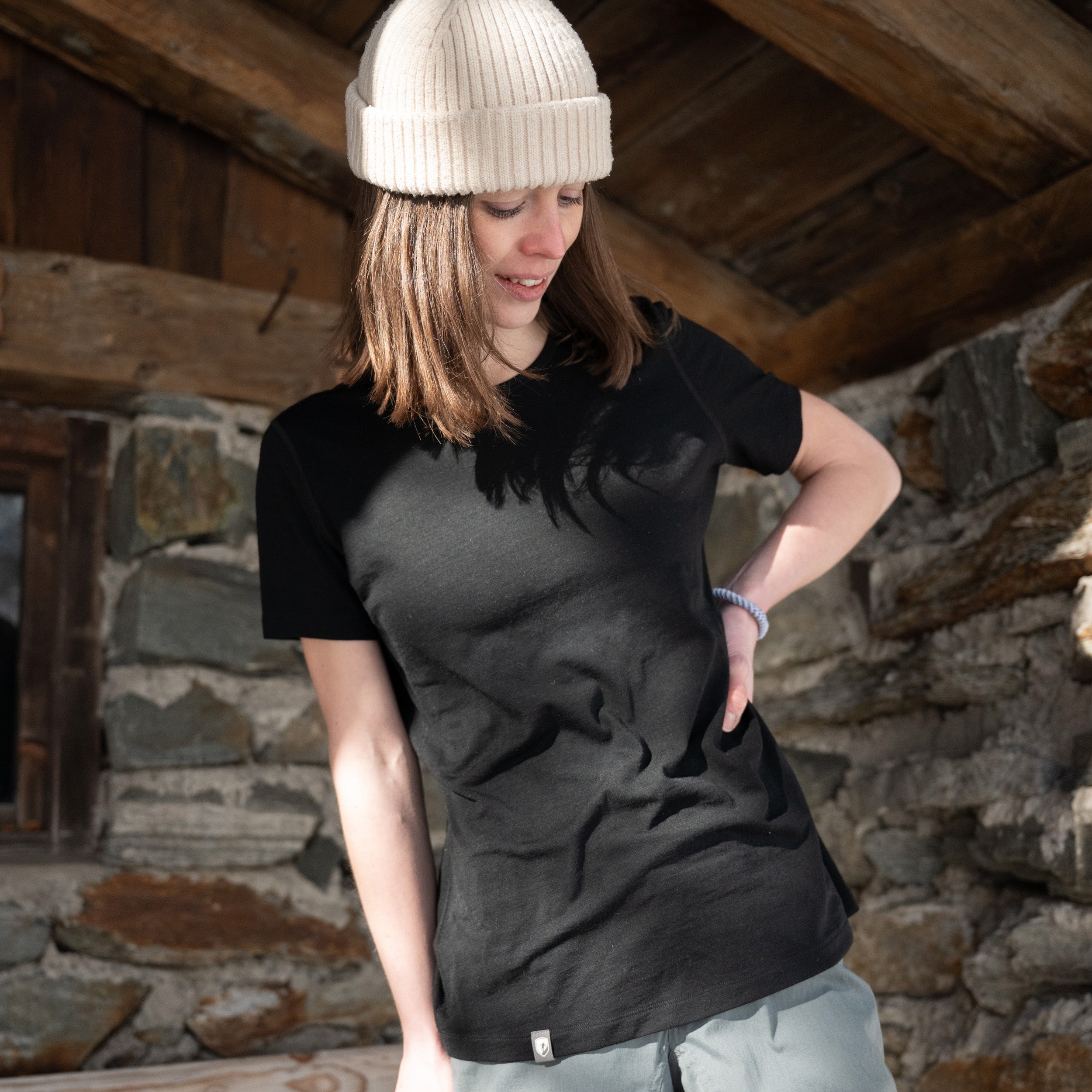 AlpinLoacker_loosefit_outdoor_w.jpg