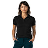 Donna in Merino Poloshirt Damen nera di Alpin Loacker, enfatizza la traspirabilità e il comfort per attività all'aperto.