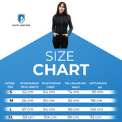 Frau trägt Merino Weste Damen 270g/m², schwarze Wollweste mit sportlichem Schnitt, ideal als Midlayer für Outdoor-Aktivitäten.