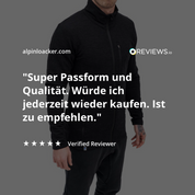 Merino Jacke Herren 270 g/m²: Mann in sportlich geschnittener, schwarzer Merinojacke, ideal für Outdoor-Abenteuer und Alltag, aus atmungsaktiver und geruchsresistenter Materialkombination.