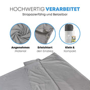 Reiseschlafsack und Hüttenschlafsack ultraleicht mit Druckknopfverschluss, aus recyceltem Polyester, ideal für Reisen und Camping, auf weißer Oberfläche dargestellt.